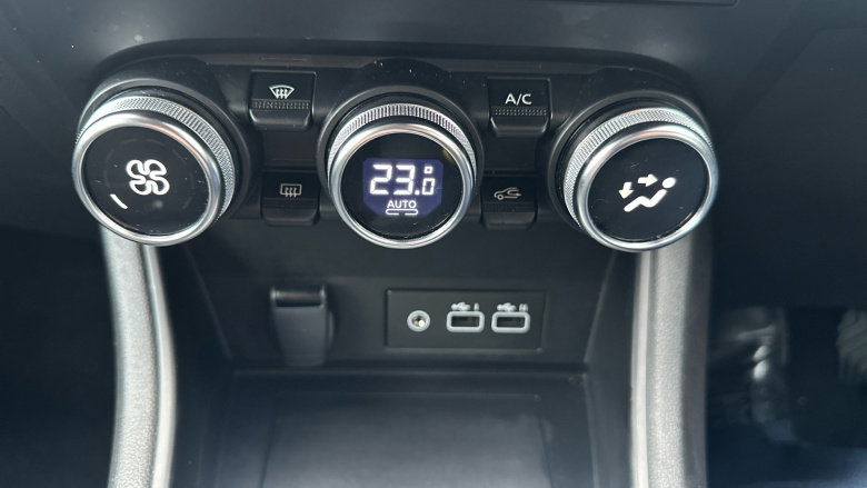 Renault Captur 1.0 TCE 90 Evolution 5dr Petrol Hatchback